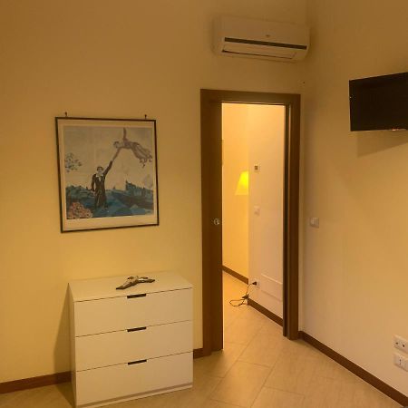Residenza Giovanni Paolo Secondo- Casa Sull'Albero Bari Eksteriør bilde