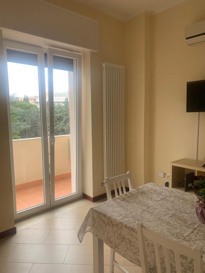 Residenza Giovanni Paolo Secondo- Casa Sull'Albero Bari Eksteriør bilde